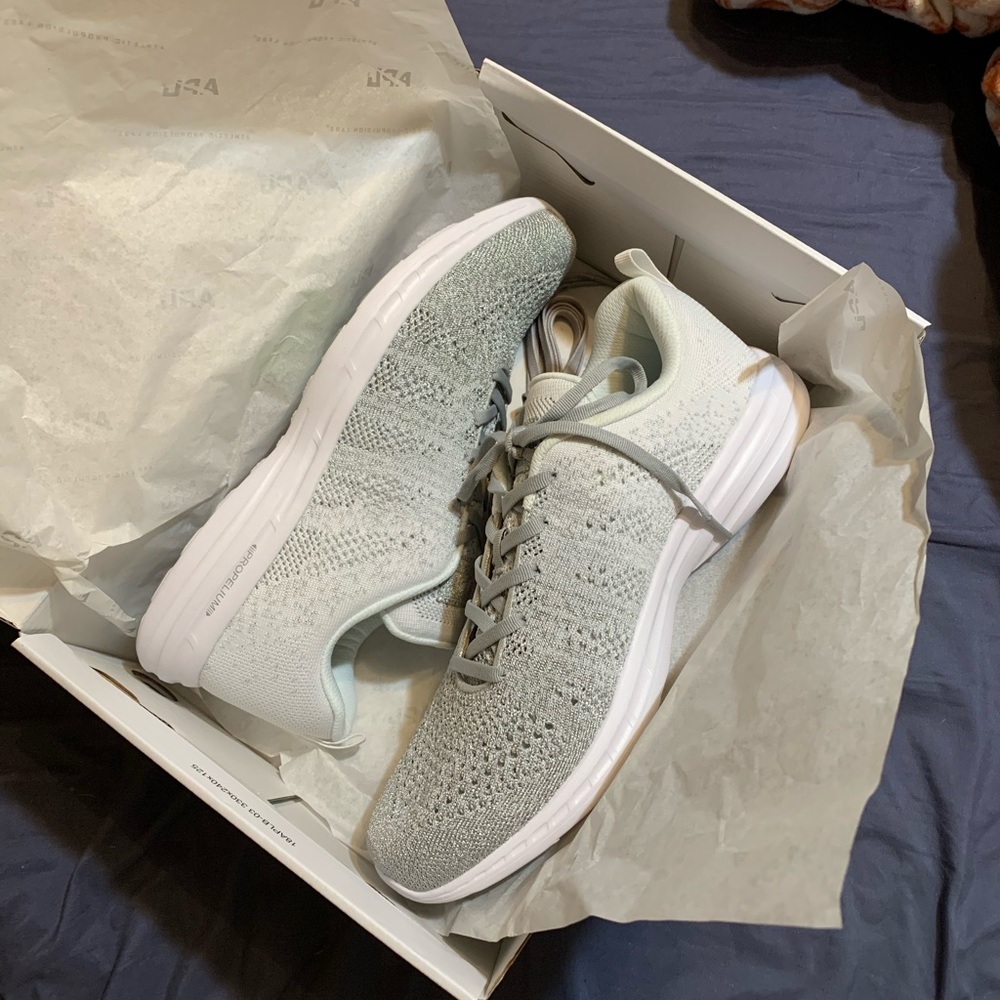 Athletic propulsion labs shoes